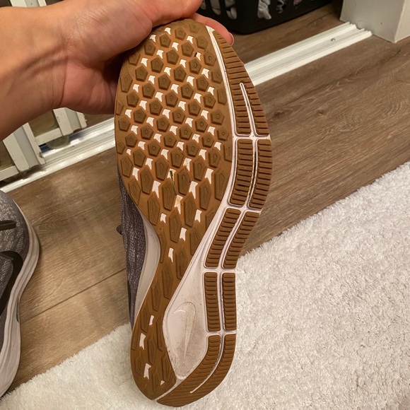 Nike Zoom shoes - Picture 3 of 6